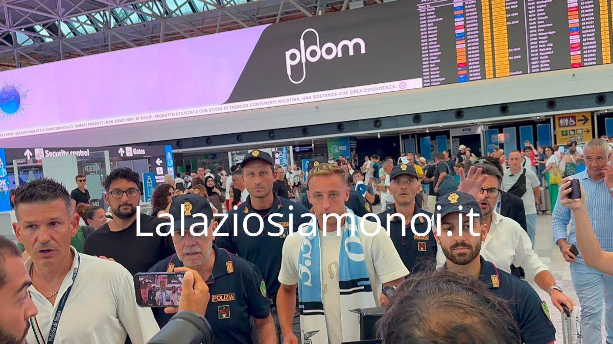 Lazio, Frattesi ritorna a casa: la reazione dei tifosi