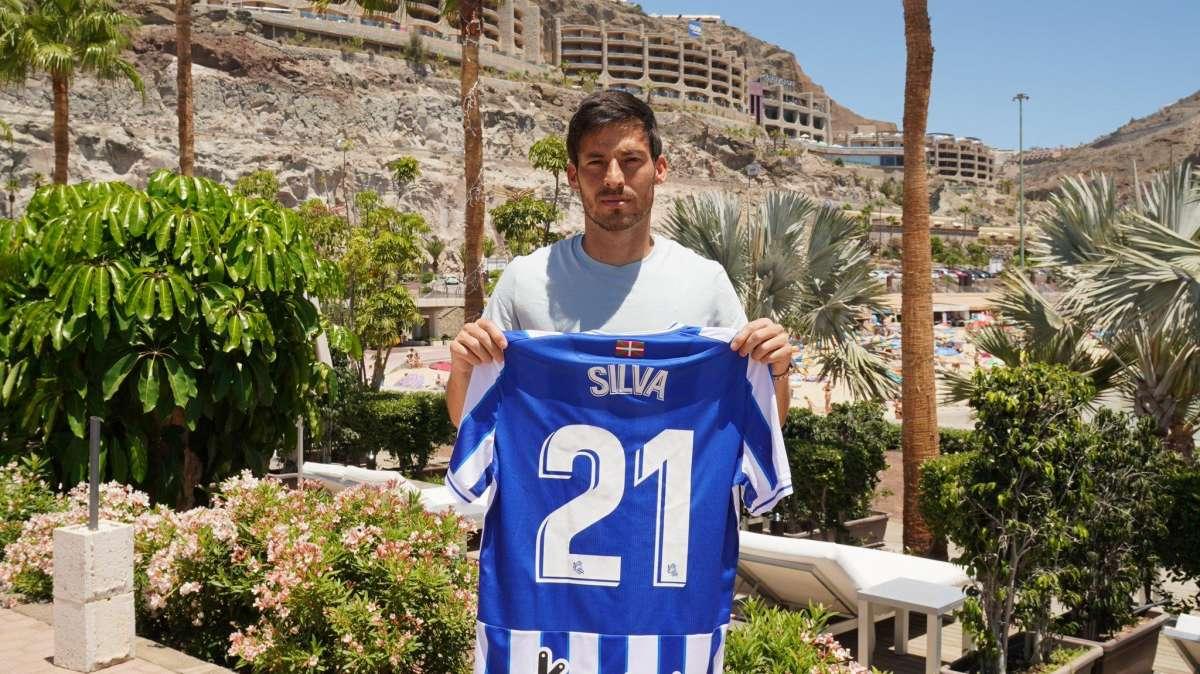 Real Sociedad, il messaggio di David Silva: "Avevo tante offerte, la famiglia è stata determinante"