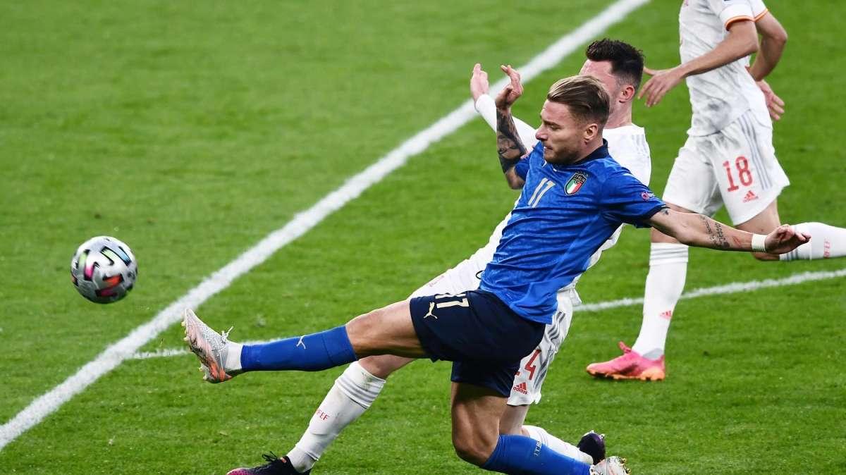 Italia, è anche la vittoria di Immobile. Il fratello: "Sacrificio e dedizione, te la meriti" - FOTO