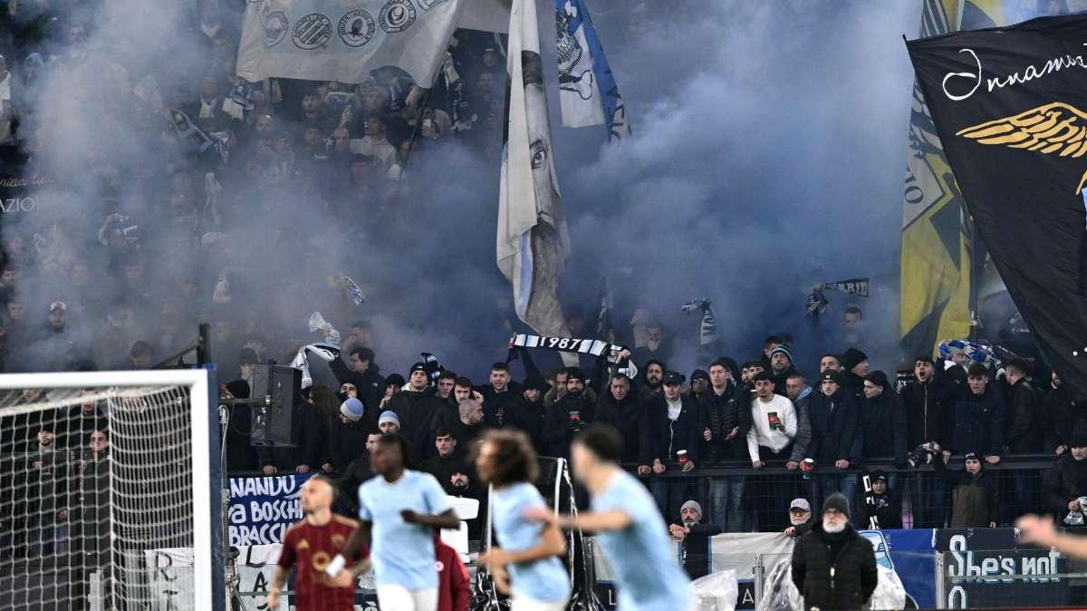Lazio - Roma, 63mila presenti all'Olimpico per il derby: nel mirino c'è un record