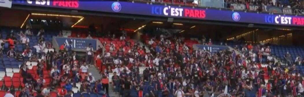 Psg - Bayern, finale a porte chiuse ma a Parigi i tifosi... - VIDEO