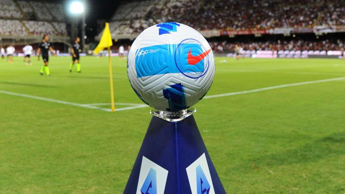 Serie A, prosegue l'ultima giornata: in campo Genoa e Bologna