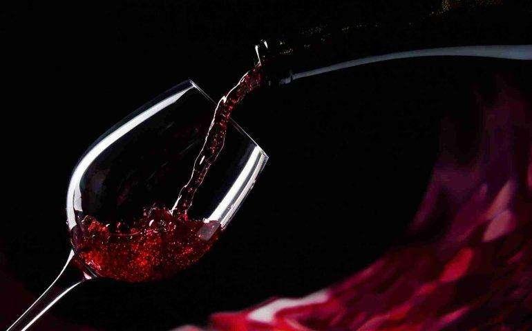 Coronavirus / Dal vino rosso una cura contro il Covid-19? 