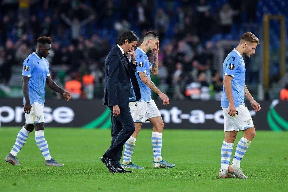 Lazio, Sportmediaset: "Rissa sfiorata nello spogliatoio dopo il Sassuolo". Ma la società smentisce