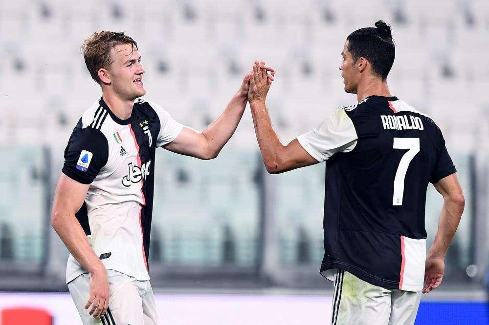 Juventus, De Ligt: "Sfida scudetto avvincente. Immobile? Forte spalle alla porta"