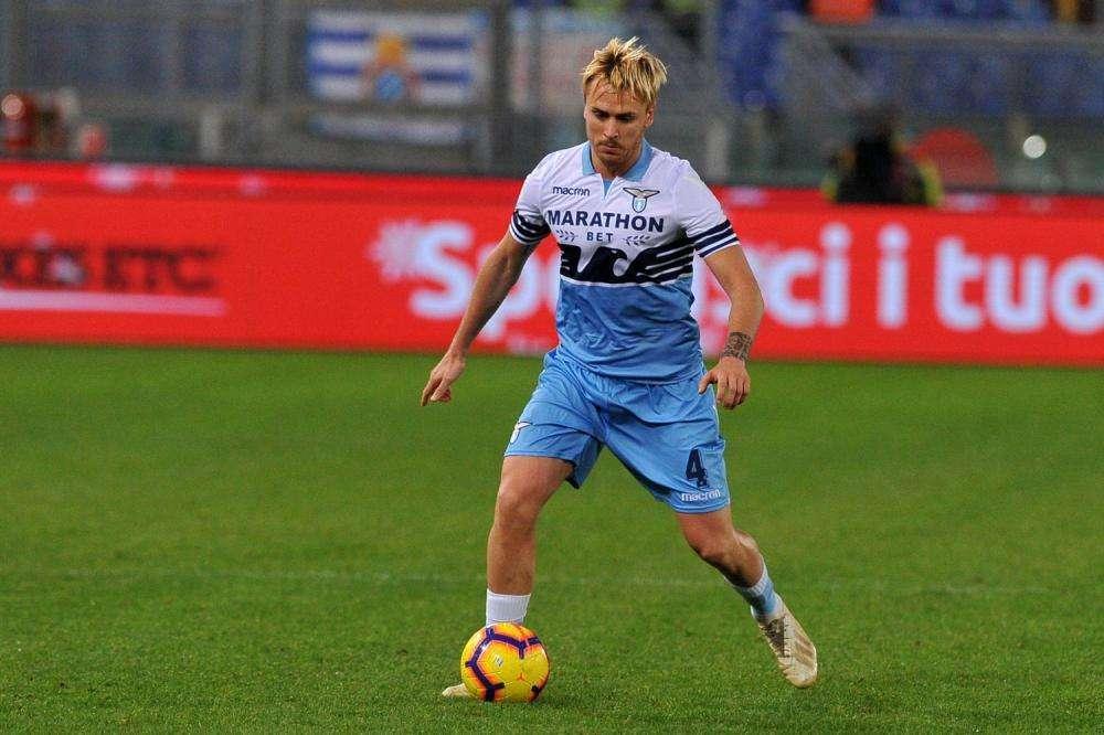 Calciomercato Lazio: si complica Lirola, la Fiorentina torna su Patric?