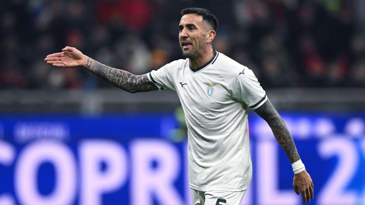 Lazio, le scelte di Sarri contro il Como dipendono da Vecino: il punto