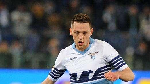 De Vrij, cauto ottimismo: "Il ginocchio risponde bene, ma ci vuole tempo per tornare al top"