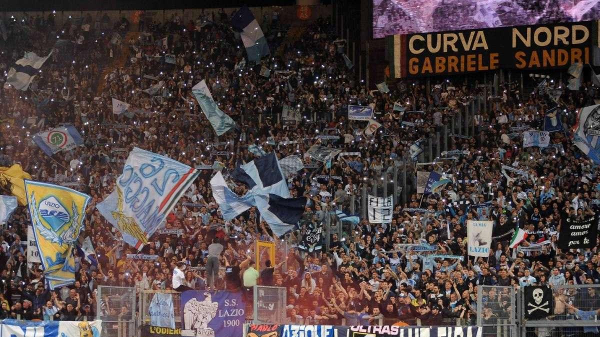 Juve - Lazio, tra "colpevoli" e una teleconaca indigesta: i tifosi si fanno sentire