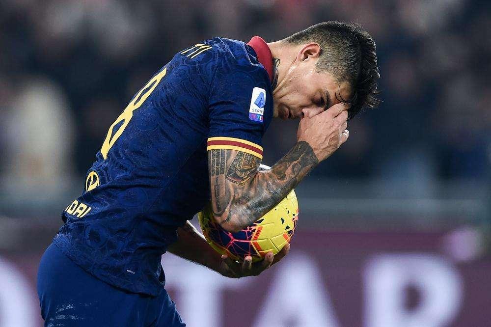 Roma, Perotti: "Che disastro i campi di Serie A, al pari della terza serie argentina"