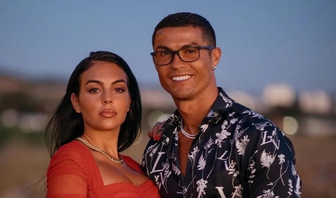 GOSSIP | Ronaldo e Georgina: le indiscrezioni sul matrimonio dell'anno