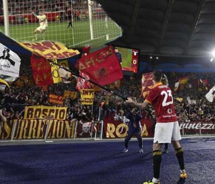 Bayer Leverkusen - Roma, Mancini diventa un meme. Sui social: "Il destino..." 