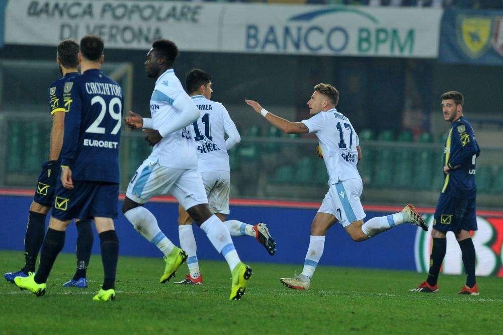 LE PAGELLE DEI QUOTIDIANI - Bene Immobile e Correa, ma dietro si balla. Centrocampo inconsistente