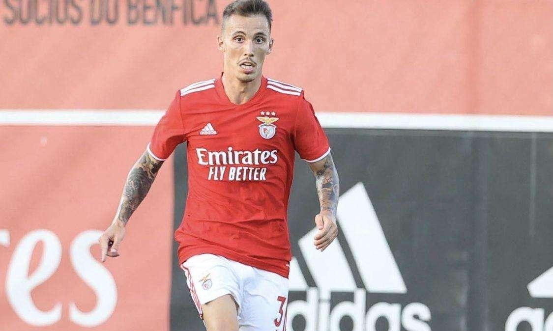 Calciomercato, dalla Spagna: “Interesse della Lazio per Grimaldo del Benfica”