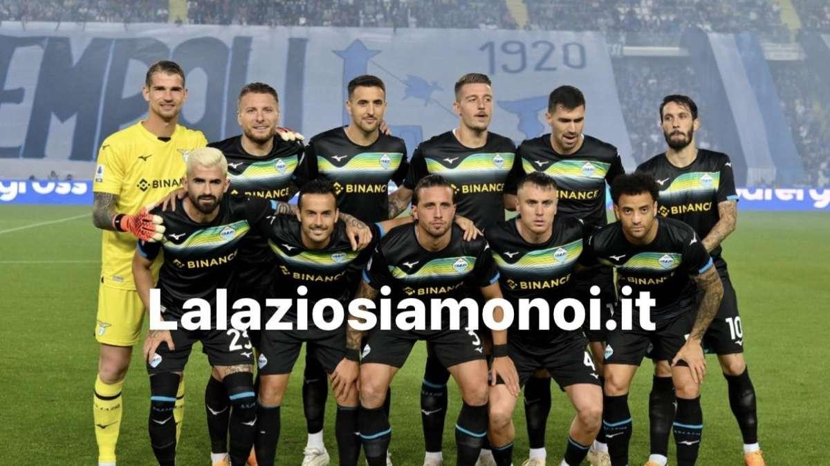 Lazio, l'esultanza sul pullman e l'urlo di squadra: "The Champions" - VIDEO