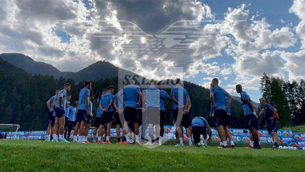 AURONZO GIORNO 10 - Lazio, seduta pomeridiana: partitella a campo ridotto, non c'è Fares - FOTO