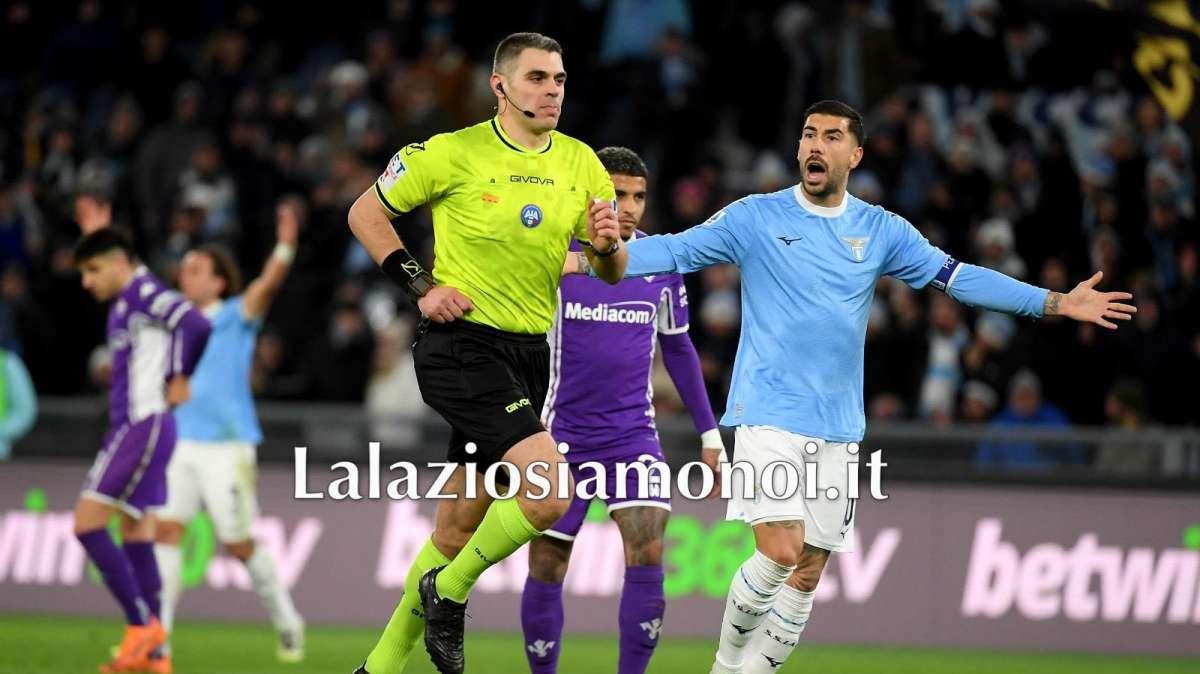 Lazio - Fiorentina, il dialogo Var su Pongracic - Gila: "Trattenuta leggera"