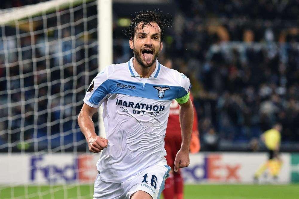 Lazio, Parolo si racconta: “Sono diventato laziale. Il più simpatico? Radu”. E sul futuro...