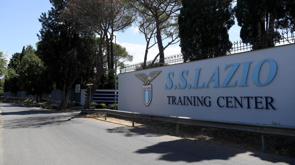 Lazio - Arezzo, amichevole a porte chiuse o aperte? La scelta della società
