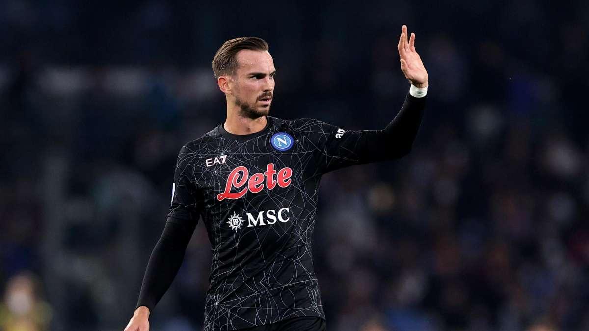 Serie A, il Napoli espugna Torino e stacca la Juventus 