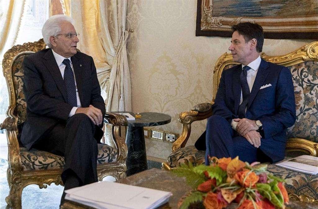 Mattarella riceve Conte al Quirinale: "Necessaria solidarietà europea"