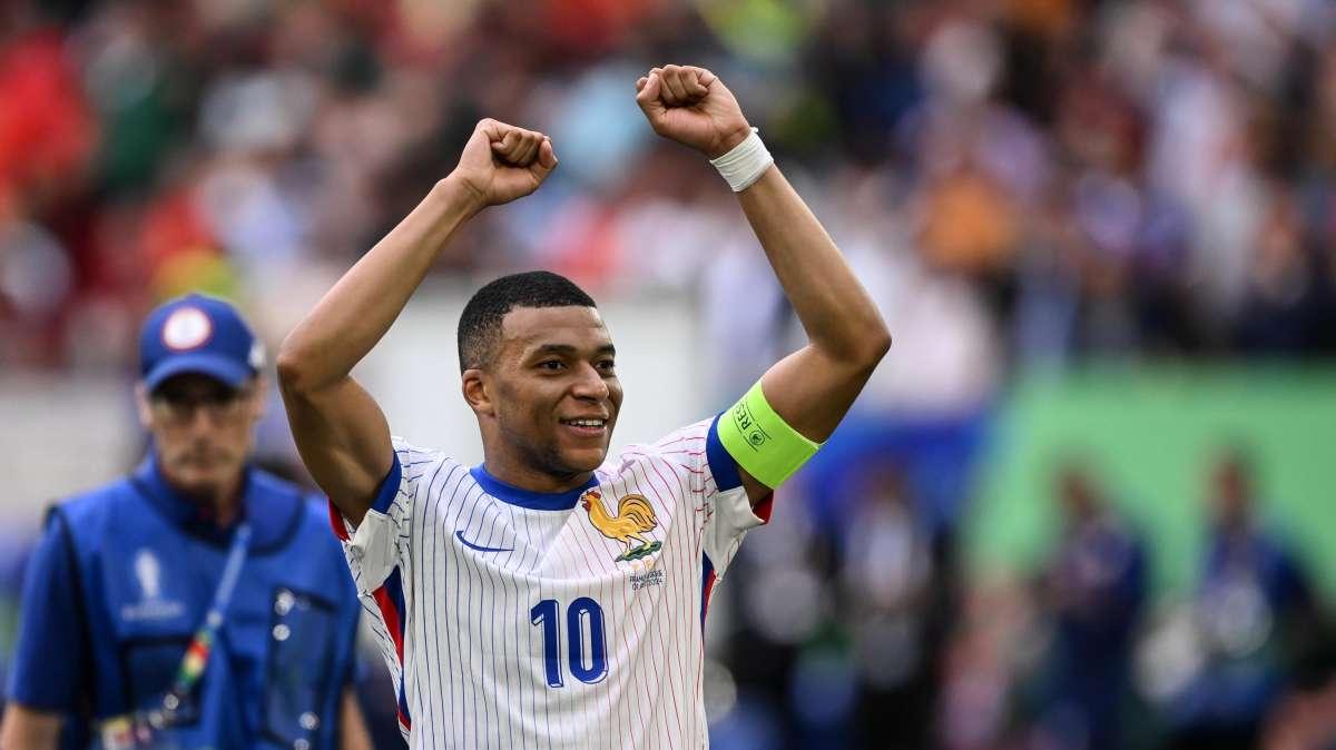 Real Madrid, è subito Mbappé mania: Bernabeu sold out come Ronaldo