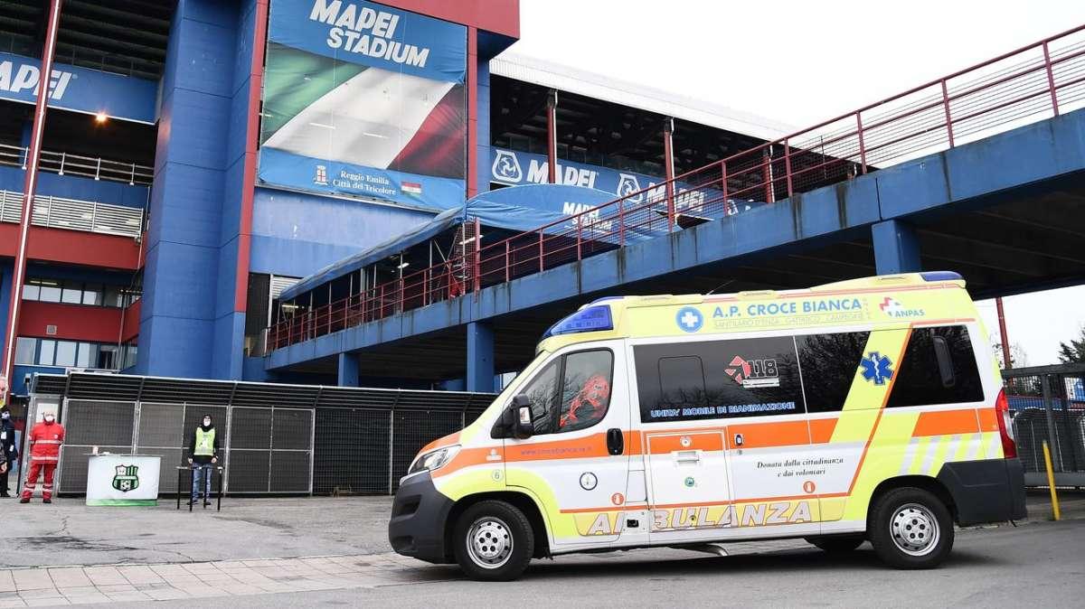 Cronaca di Roma | Crolla un albero in un parco: morta una donna