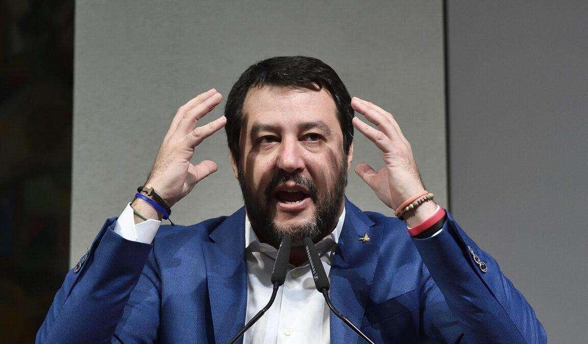 Politica / Salvini risponde a Bossi: "I nostri padri nobili sono gli elettori"