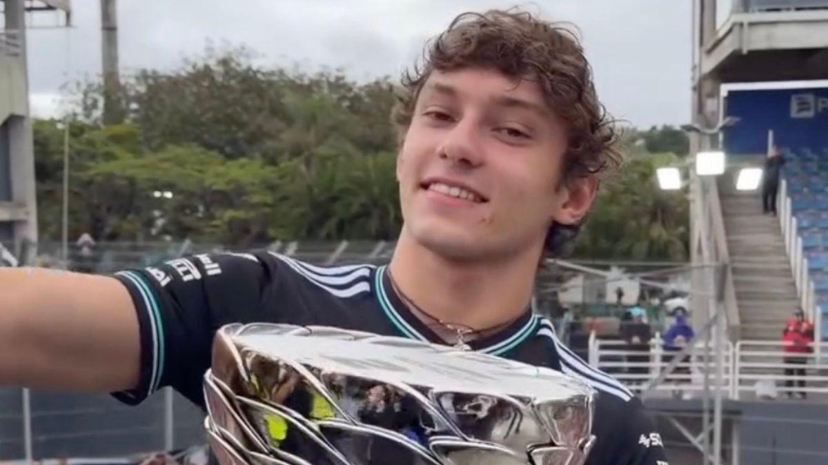 NEWS | Antonelli domina a Monza: lo scatto con Sinner e non solo diventa virale - FT