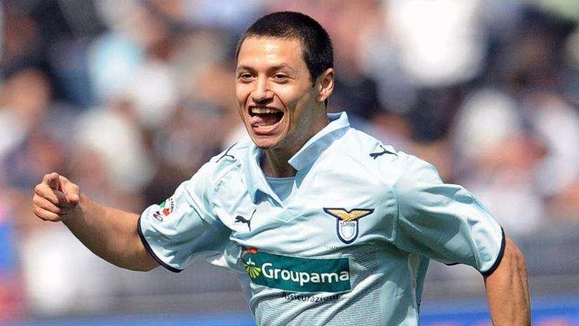 Lazio - Roma 2009: il derby dell'Abruzzo, di Zarate e dei 5 espulsi