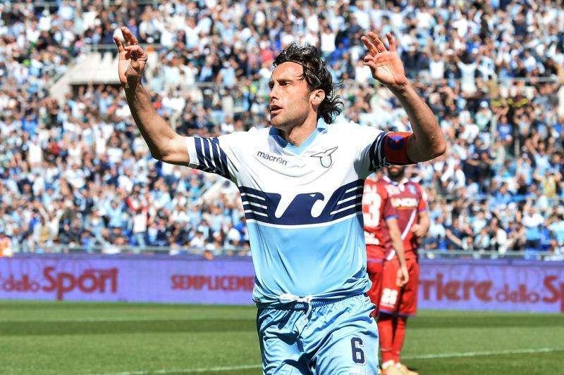L'addio di Mauri: "Nel mio cuore sarò sempre il capitano della mia amata Lazio"