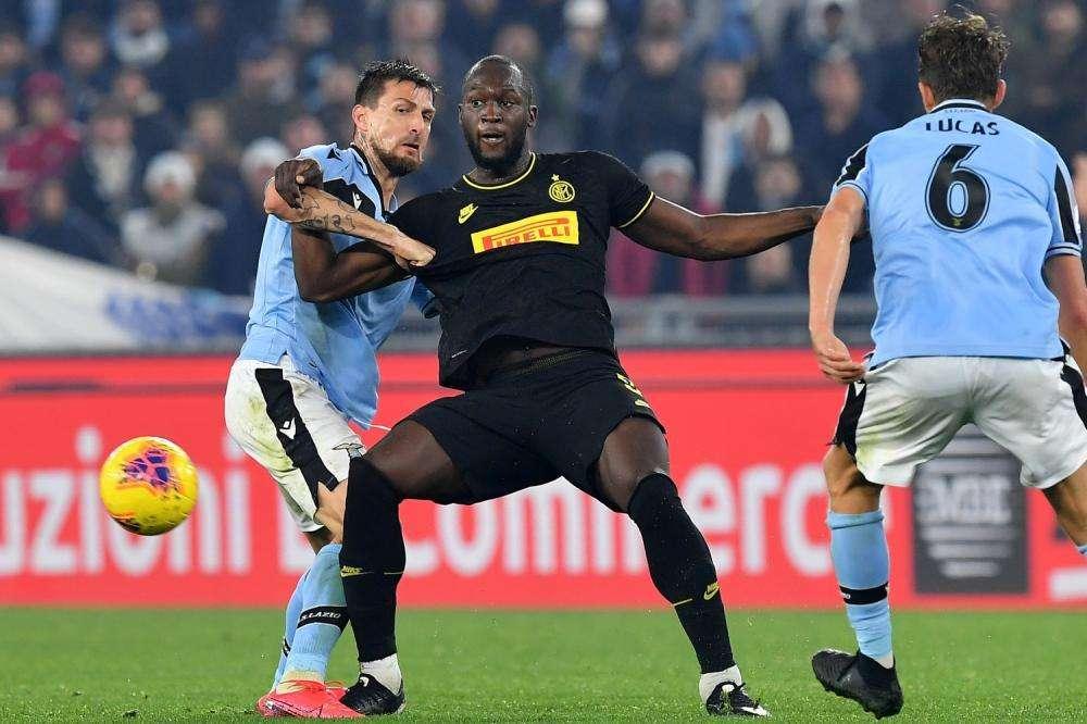 Calciomercato Lazio, Acerbi piace a Inter e Chelsea: “Contatti con Pastorello”