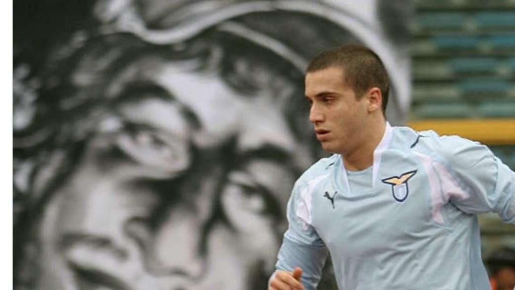 Lazio, tanti auguri a De Silvestri: il post della società - FOTO