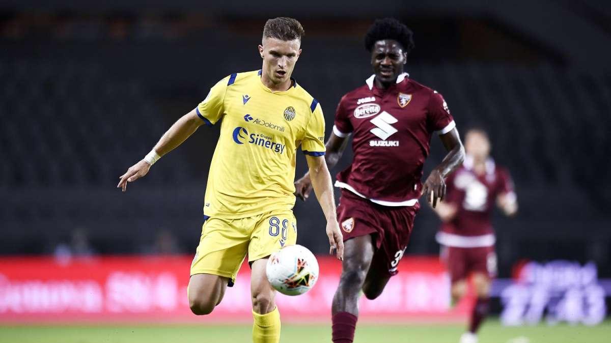 Calciomercato Lazio, l'agente di Lazovic smentisce: "Ipotesi non veritiera"