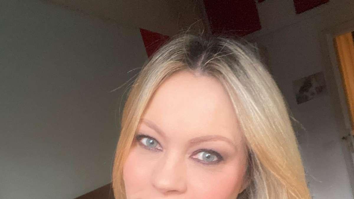 Lazio - Crotone, l’esultanza hot di Anna Falchi: “È tornato il panterone” - FOTO