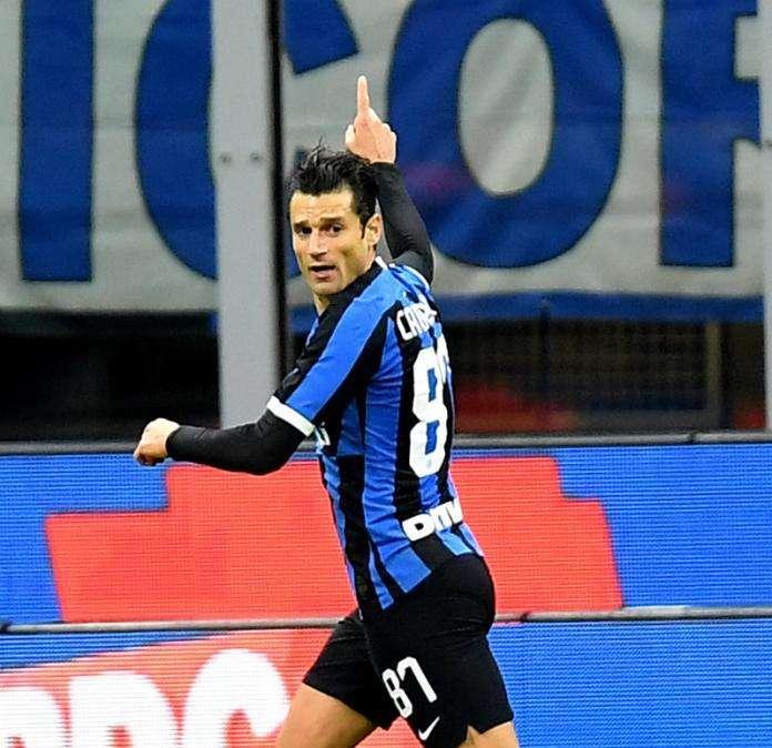 Napoli - Inter, Candreva: "Giocare a porte chiuse non è il massimo, siamo pronti anche per questo"