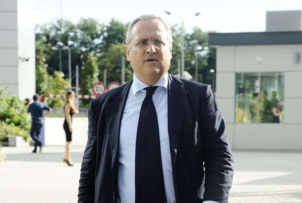 Lotito su stadi e curve chiuse: "Club sotto ricatto, ma serve intelligenza: i buu non sono razzismo, ma maleducazione"
