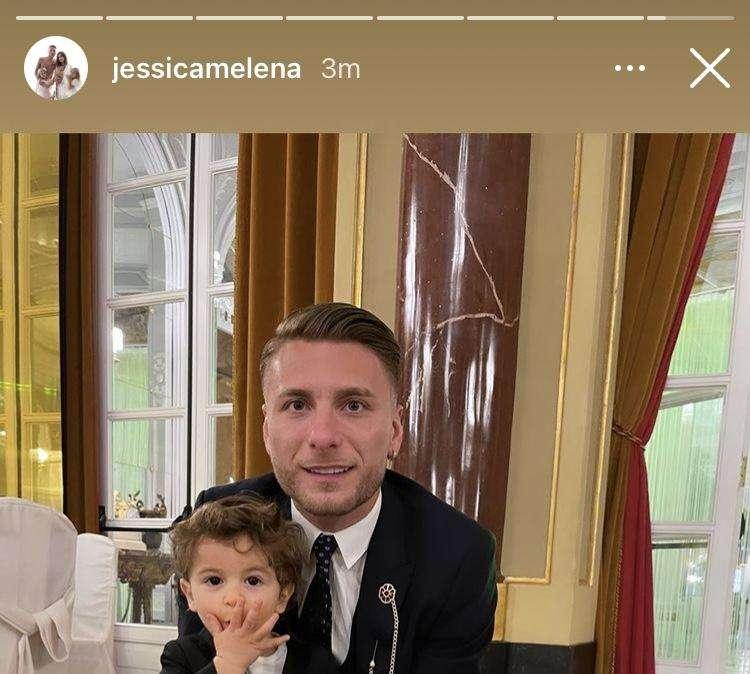 Lazio, i maschi Immobile in posa con la Scarpa d’Oro: lo scatto di Jessica - FOTO
