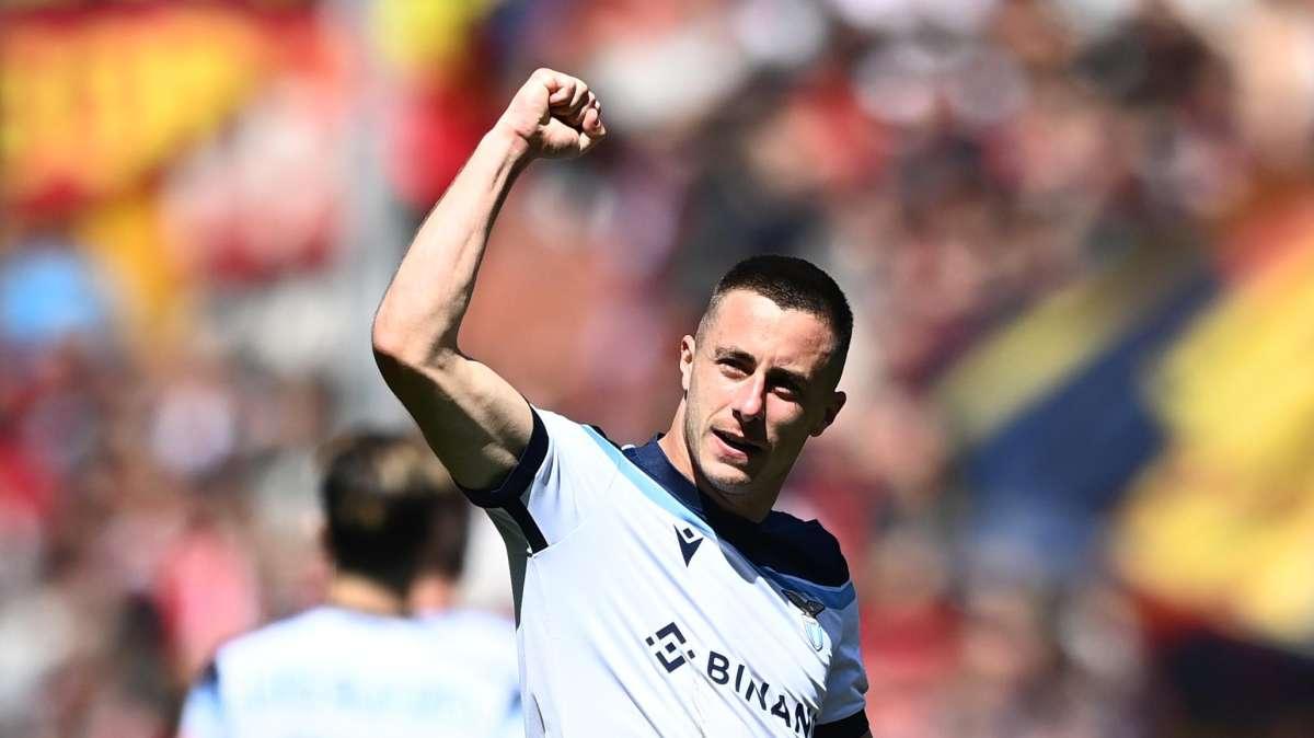 Lazio, Marusic gioisce sui social per il gol: “Sono molto contento” e il club... – FOTO 