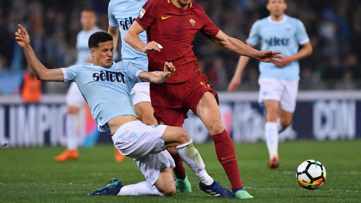 Lazio, Luiz Felipe esulta per la vittoria contro la Roma e Milinkovic...