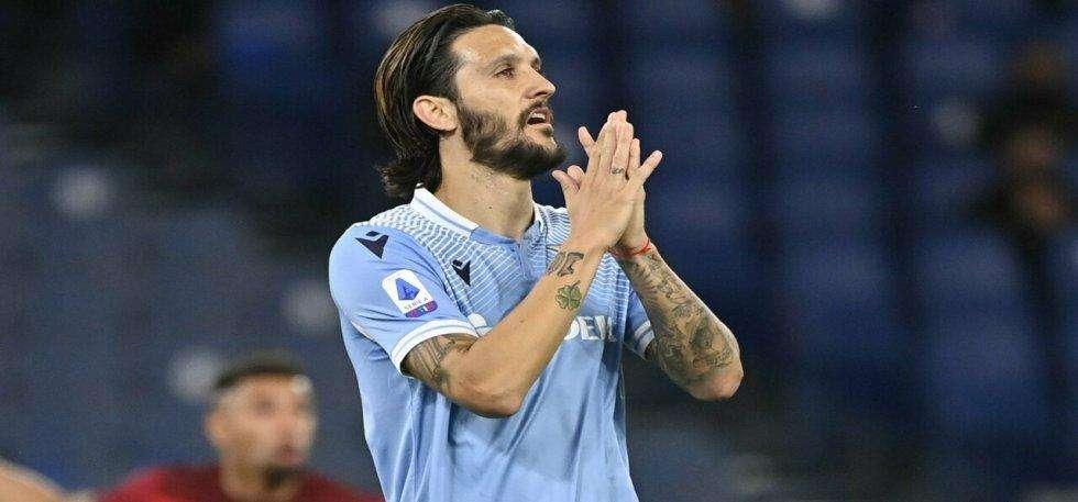 Lazio, un assente all'appello del primo giorno: tensione Luis Alberto