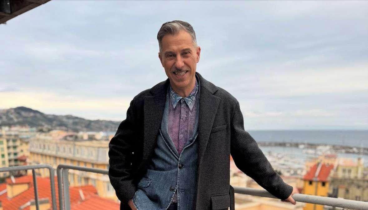 Gabriele Corsi, il buongiorno da New York è tutto biancoceleste: lo scatto