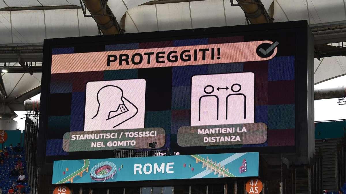 Euro2020, variante Delta in Danimarca: positivi due tifosi presenti allo stadio
