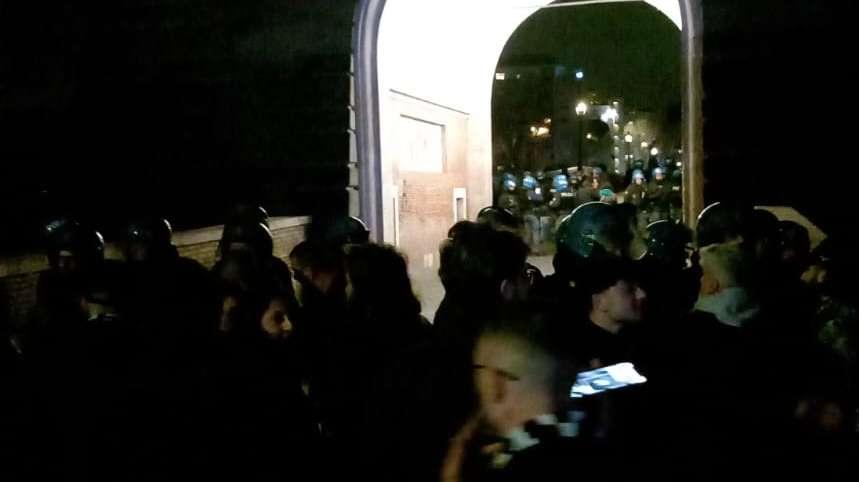 Lazio-Roma | Tensione fuori lo stadio, bloccate alcune strade: la situazione - FOTO