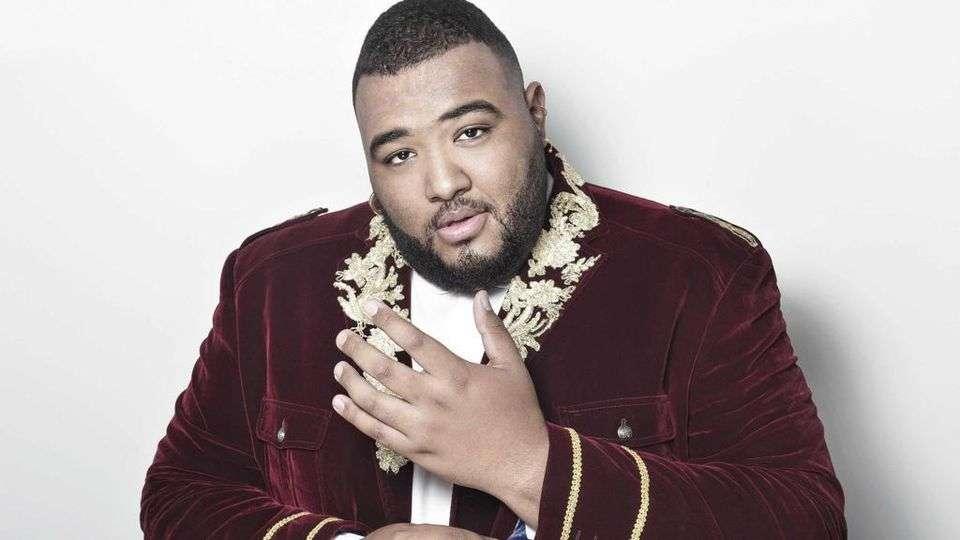 Finale Coppa Italia, serata 'no' per Sergio Sylvestre: sbaglia l'Inno di Mameli