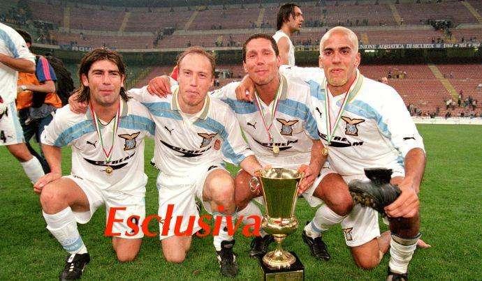 Lazio, Sensini ricorda lo scudetto: "Con la radiolina nello spogliatoio, che emozione l'Olimpico sold-out"