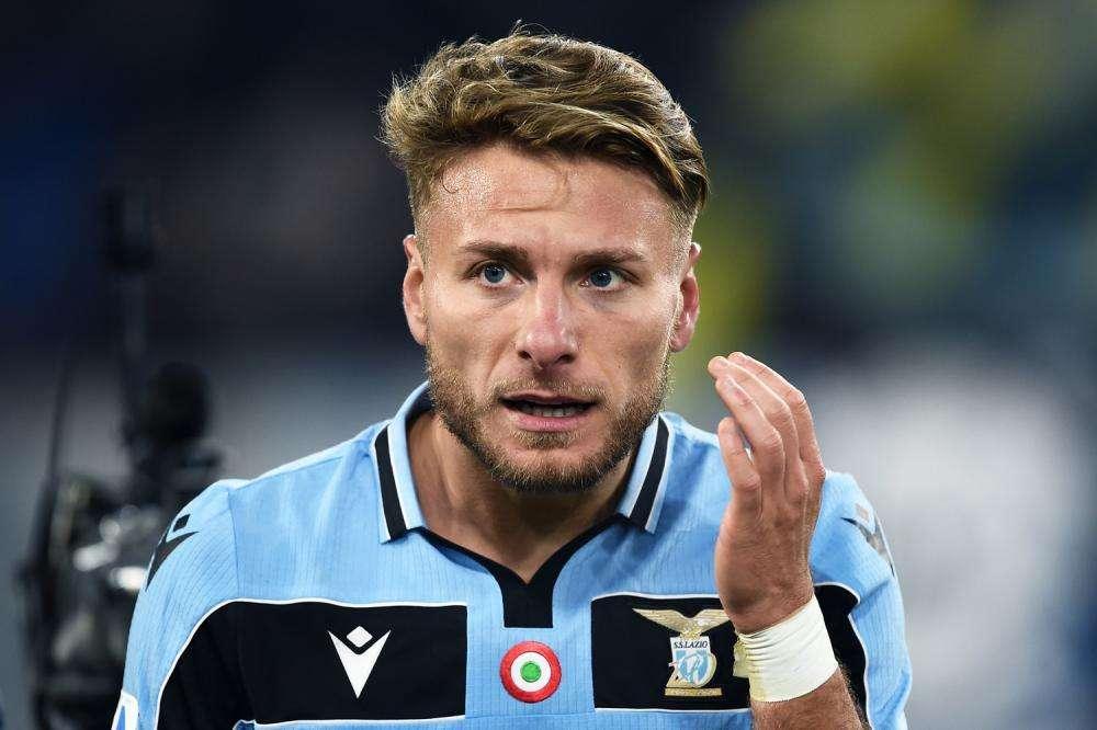 Lazio, la cattiveria social verso Ciro: "Ma Immobile non ha l'elicottero?"