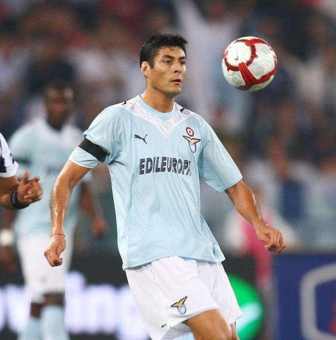 Lazio, l'ex Cruz compie gli anni: gli auguri della società 