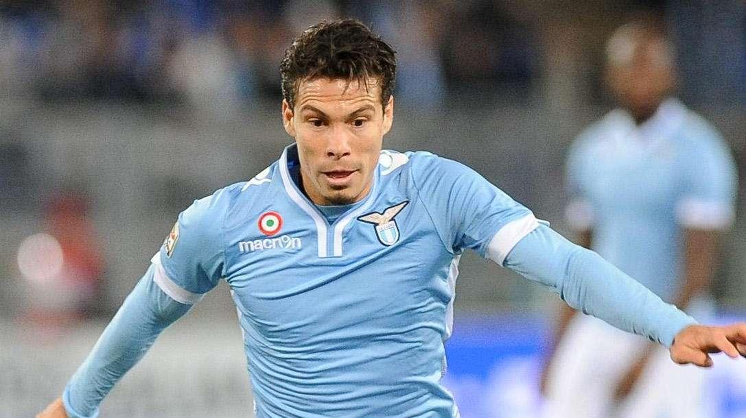 Hernanes, l'agente sicuro: "Sta bene a Roma, stiamo discutendo il rinnovo. Offerte? Al momento nulla"