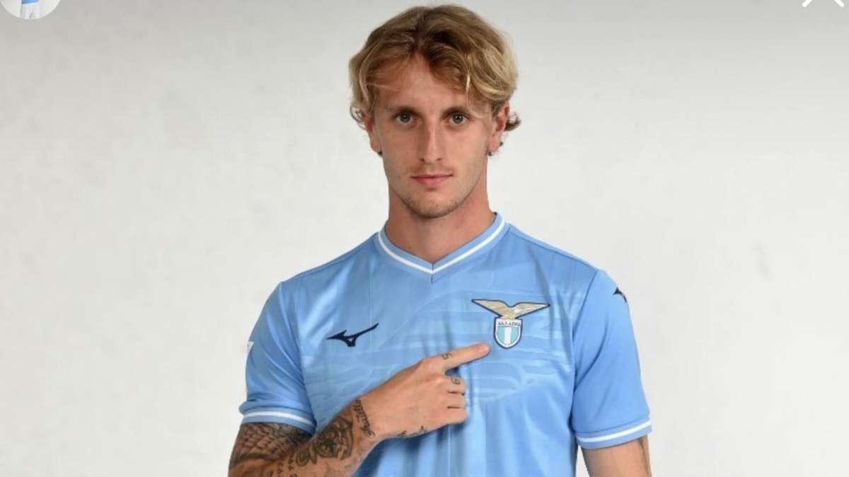 RIVIVI DIRETTA - Lazio, Rovella: "Mi affiderò a Sarri al 100%. Cataldi? Mi ha scritto..."